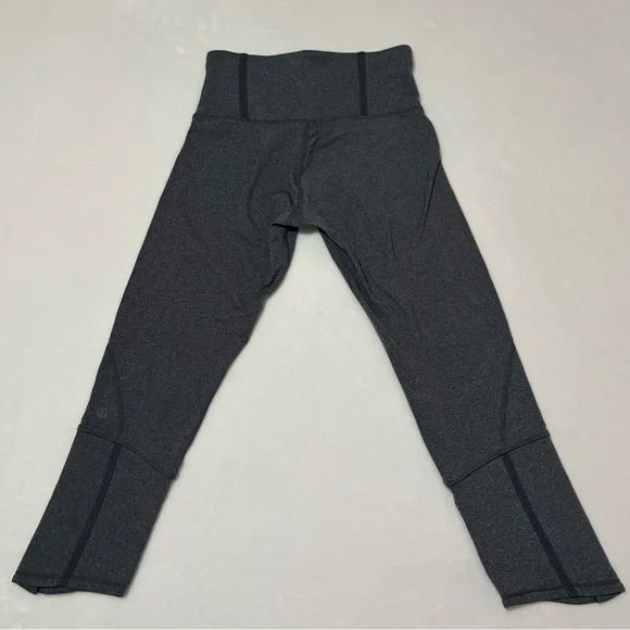 lululemon Snap Me Up Crop Side Button Athletic Leggings Size 4 Rare EUC - Picture 5 of 14